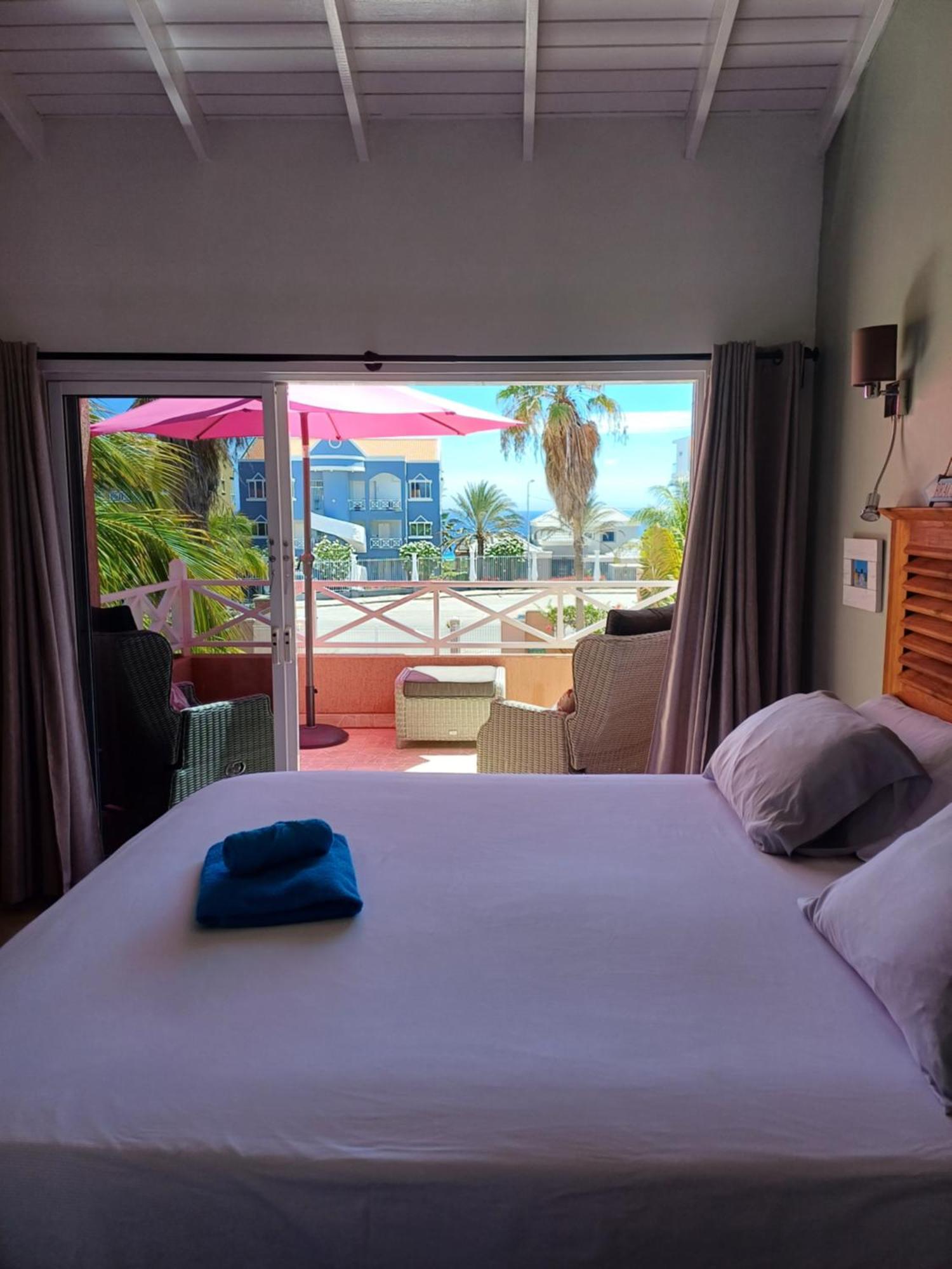 Caribbean Beach Resort Blenchi Curacao Willemstad Eksteriør bilde