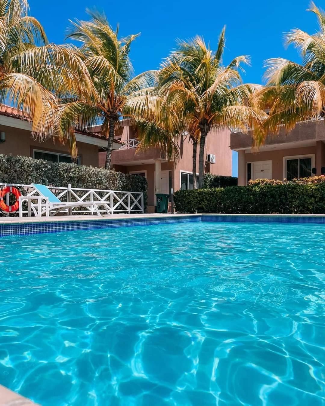 Caribbean Beach Resort Blenchi Curacao Willemstad Eksteriør bilde
